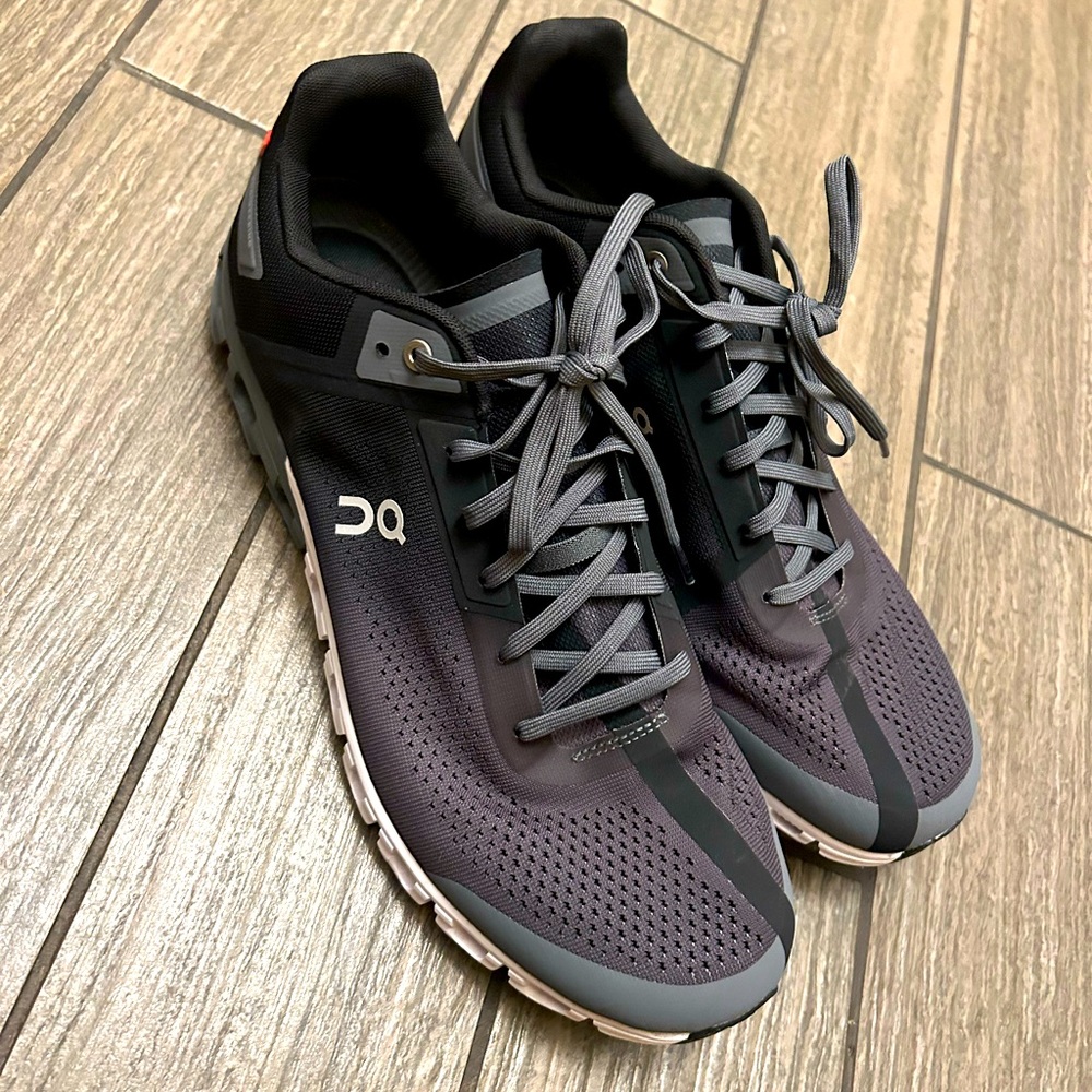 On cloud flow 3.0 running shoes size 13